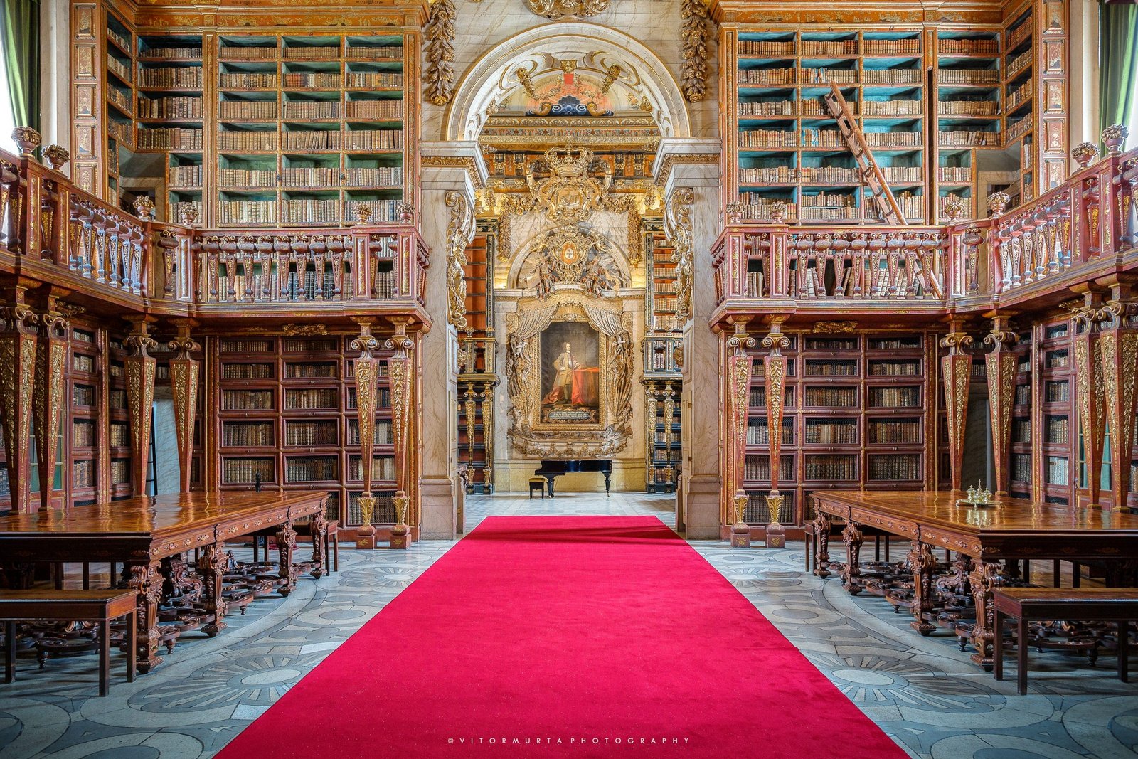 Biblioteca Joanina – La biblioteca de la Bella y la Bestia